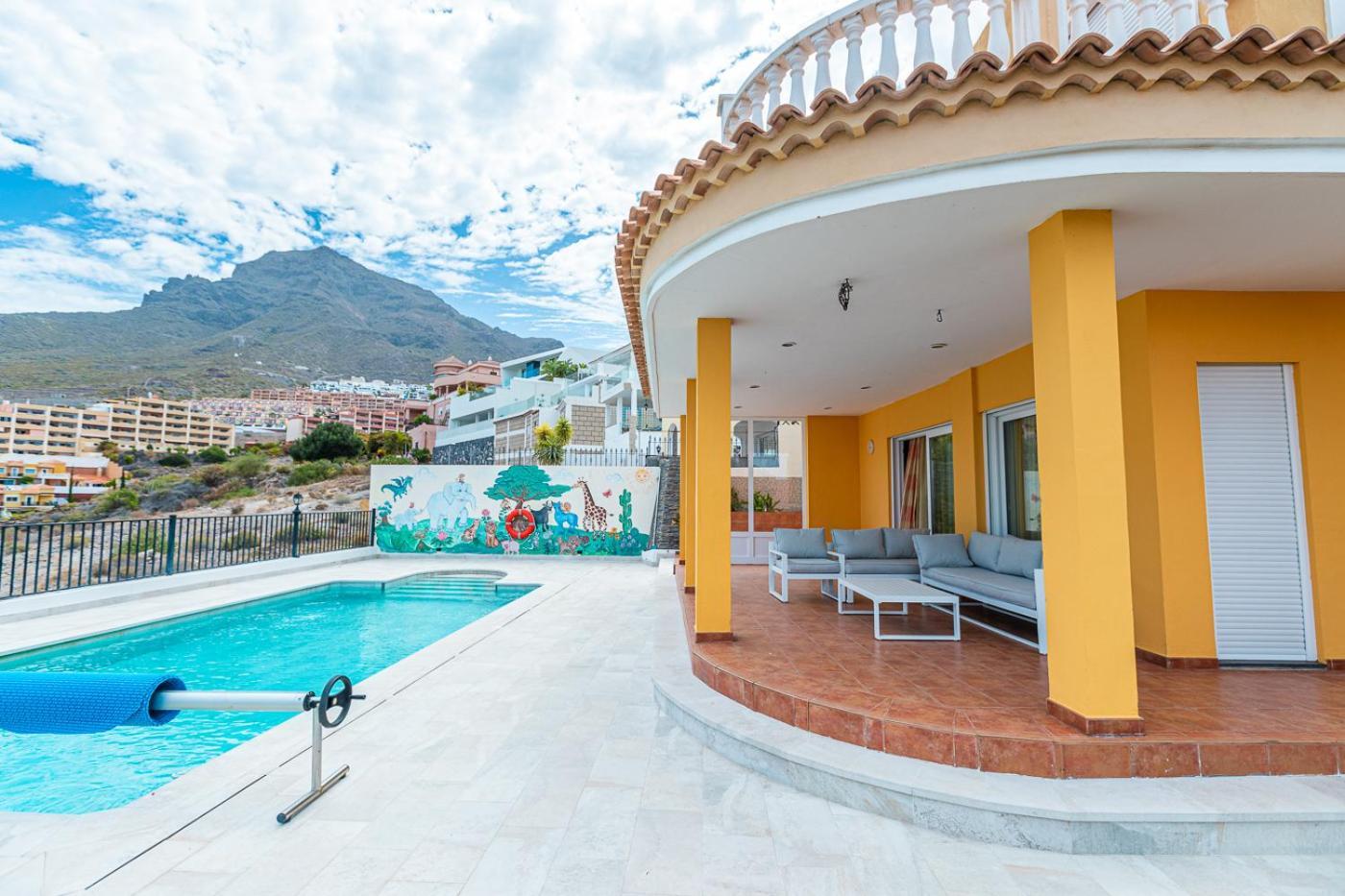 Villa With Private Pool And Magnificent Views Costa Adeje  Exterior photo